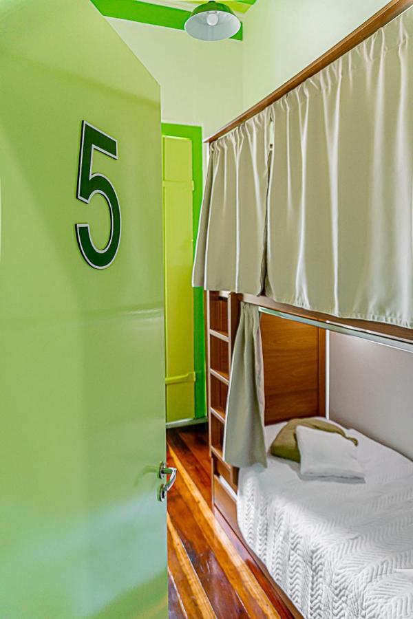 Imperial Hostel Hospedagem サン・ルイーズ・ド・パライチンガ エクステリア 写真